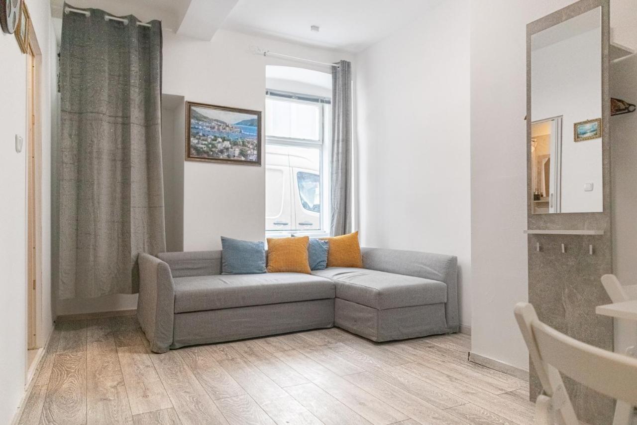 Pleasing Room Hauptbahnhof With Best Location Виена Екстериор снимка